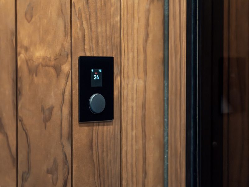 Visok račun za struju? Prvo provjerite grijanje i električni bojler - Second Image